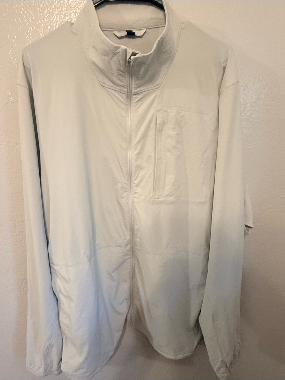 lululemon athletica Men's Lightweight Zip-Up Jacket - Off-White